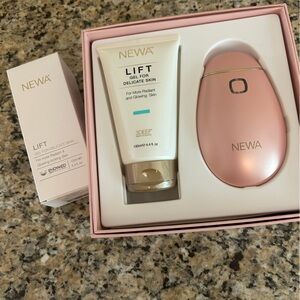 NEWA Lift Device and Gel Set in Pink